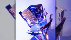 「フォートナイト グローバルチャンピオンシップ 2025」のトロフィーが公開