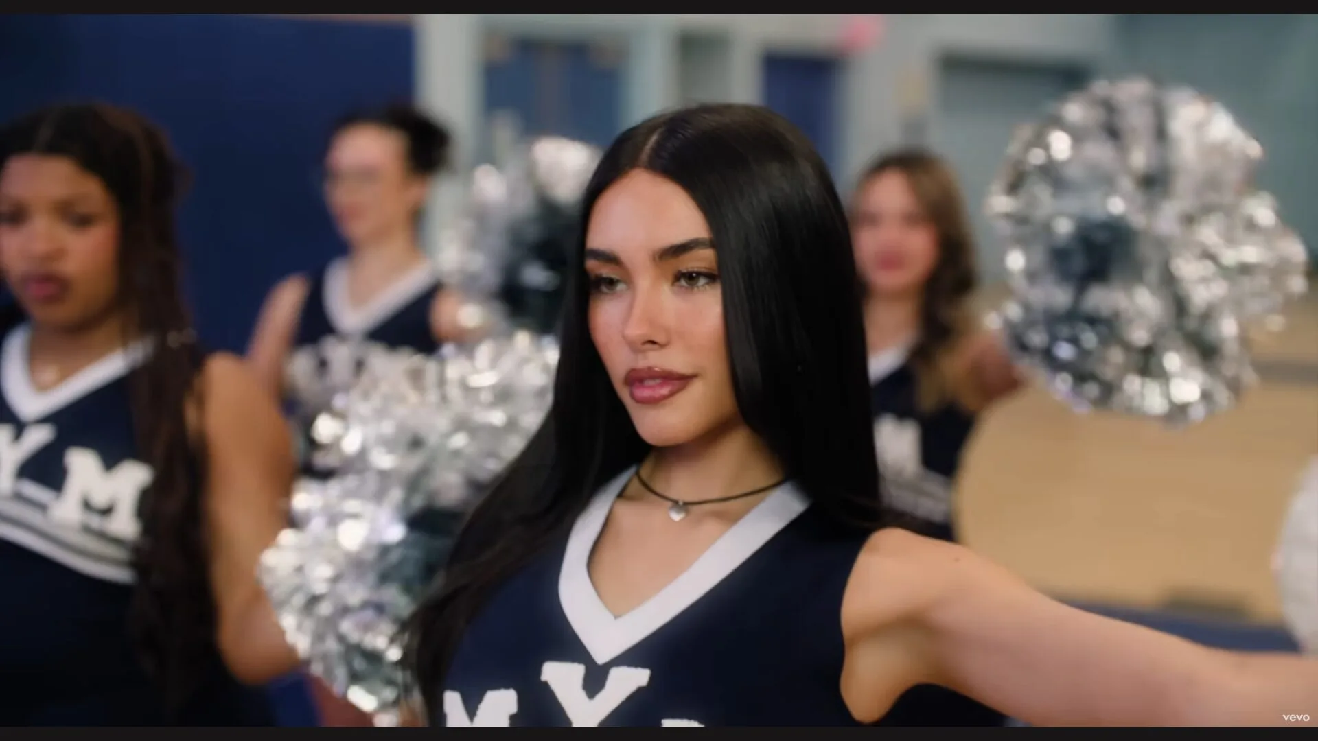 人気歌手マディソン・ビアーがフォートナイトへ異例の提言「私のスキンを作って」— 変化し続けるゲーム性には愛ゆえの苦言も